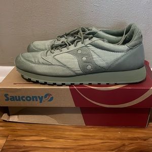 Saucony sneaker